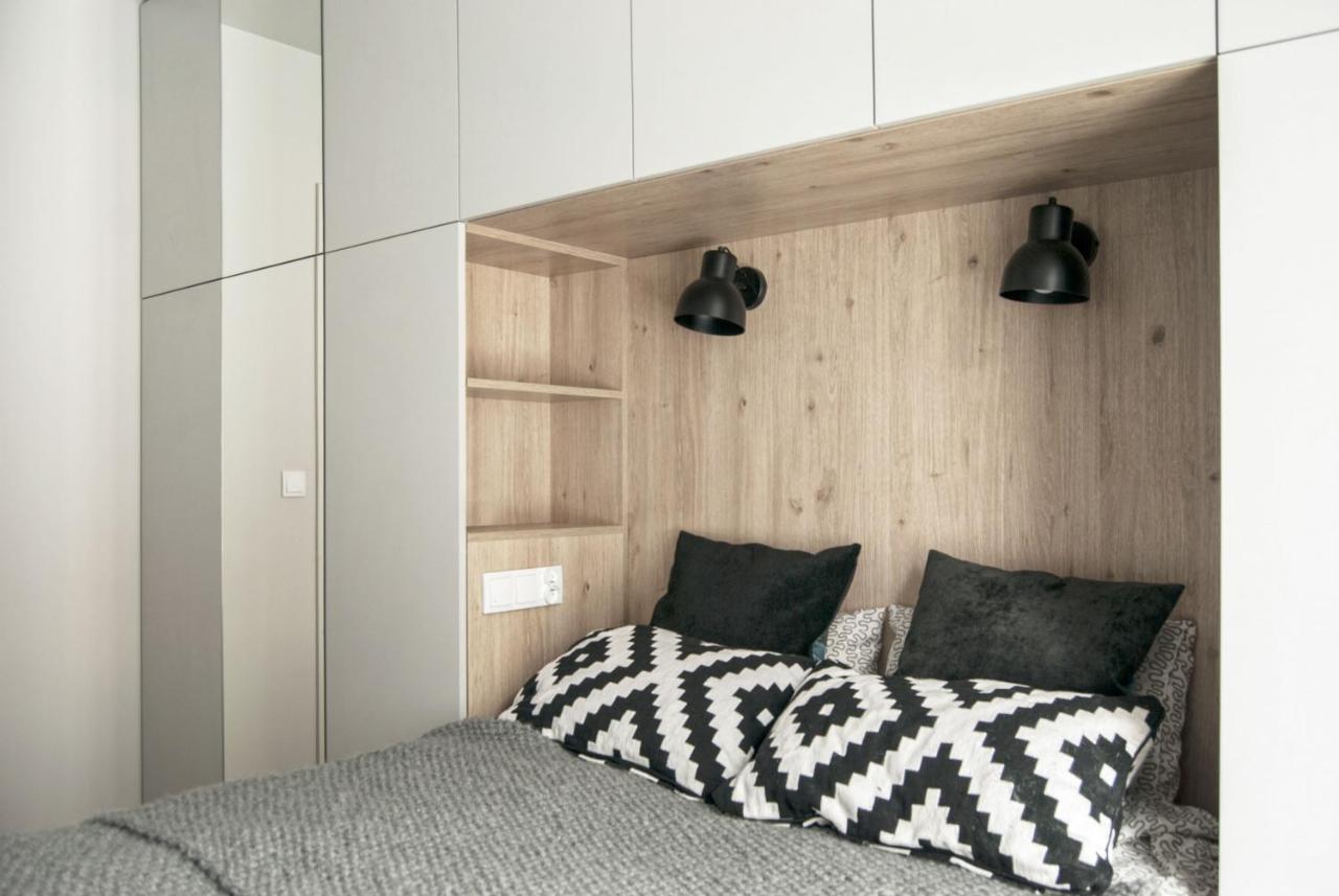 Appartamento Charming With Garden, Only 1 Km To Wawel Castle By Renters Cracovia