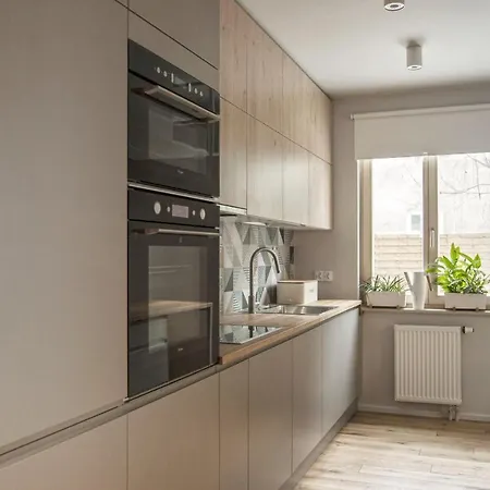 Charming Apartment With Garden, Only 1 Km To Wawel Castle By Noclegi Renters Cracovia Esterno foto